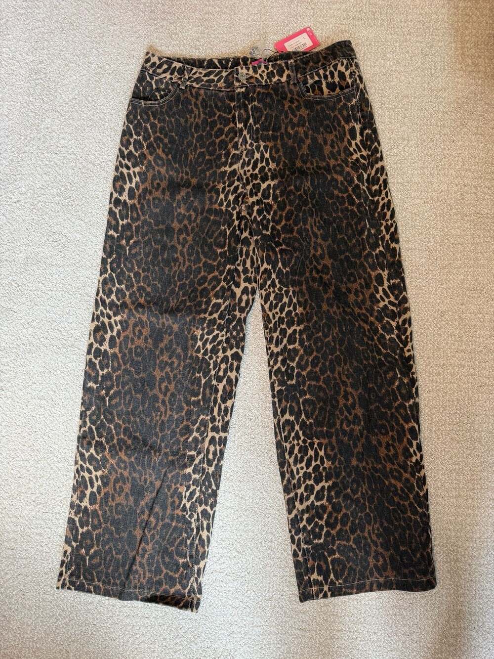 Edikted Leopard Print Wide Leg Jeans Style S16644